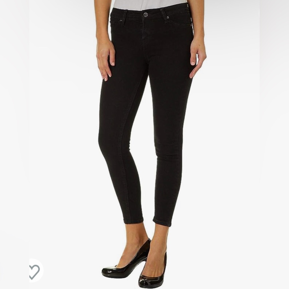 Celebrity Pink Skinny Mid-Rise Jeggings Size 7